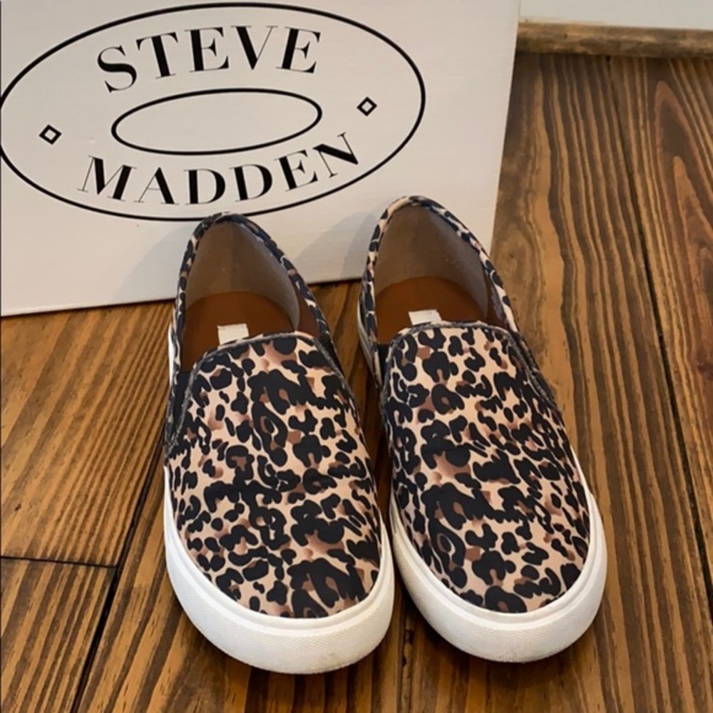 Steve‎ Madden leopard slides 7.5